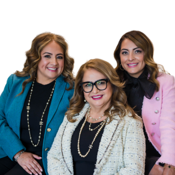 Rosa Santana, Lisa Navarro-Gonzales, Nicole Navarro-Velesiotis