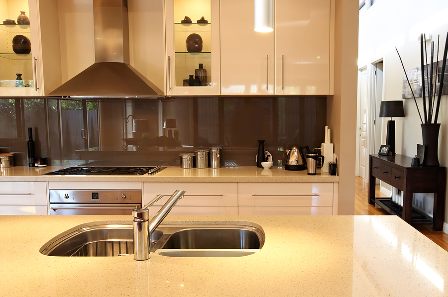 Modern kitchen with kitchen splashbacks made from Sydney